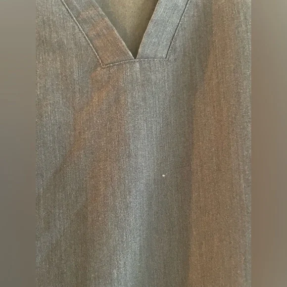 Figs Casma Graphite Scrub top - Picture 3 of 5